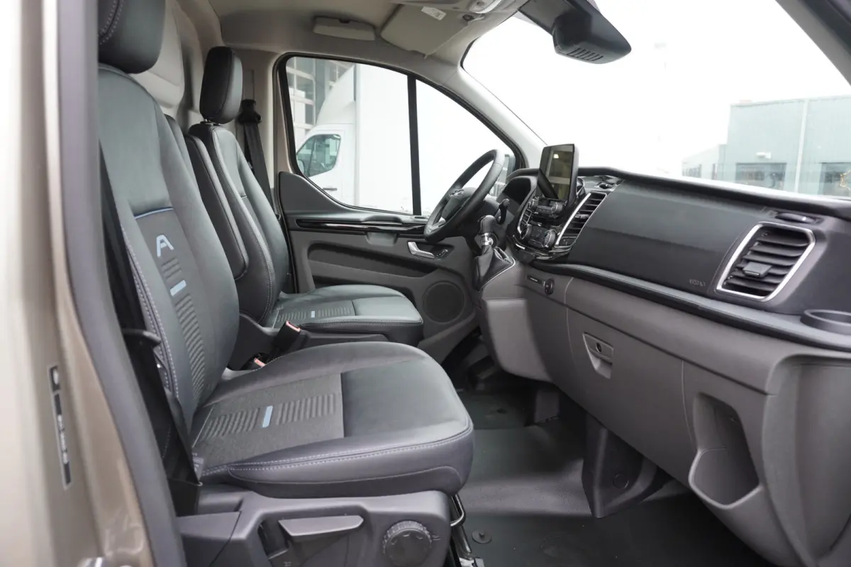 300S 2.0 TDCI 130PK L1H1 Limited Active edition Nr. V098 | Airco | Cruise | Apple-Android auto