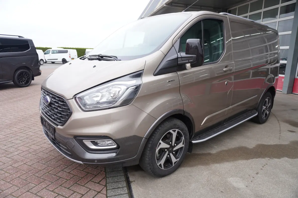 300S 2.0 TDCI 130PK L1H1 Limited Active edition Nr. V098 | Airco | Cruise | Apple-Android auto