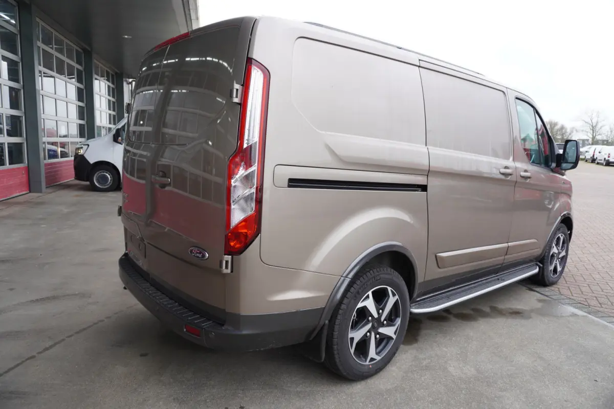 300S 2.0 TDCI 130PK L1H1 Limited Active edition Nr. V098 | Airco | Cruise | Apple-Android auto