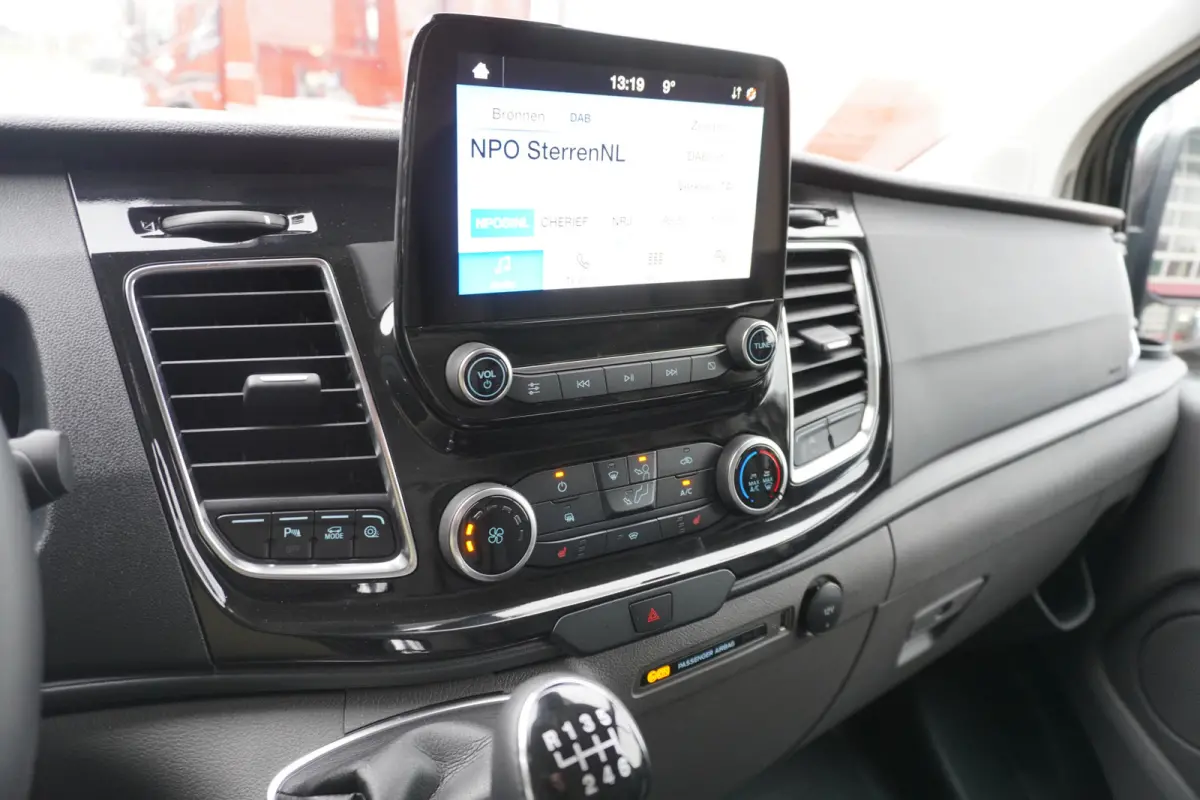 300S 2.0 TDCI 130PK L1H1 Limited Active edition Nr. V098 | Airco | Cruise | Apple-Android auto