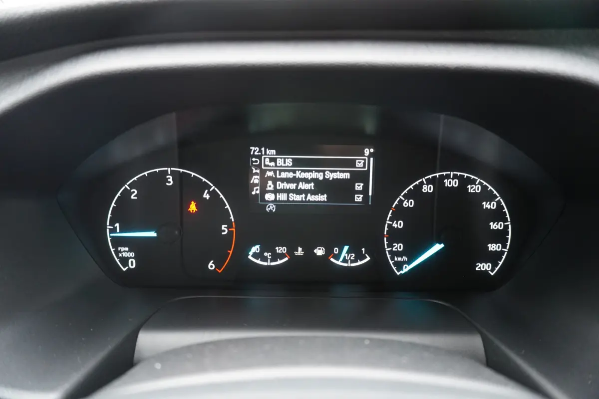 300S 2.0 TDCI 130PK L1H1 Limited Active edition Nr. V098 | Airco | Cruise | Apple-Android auto