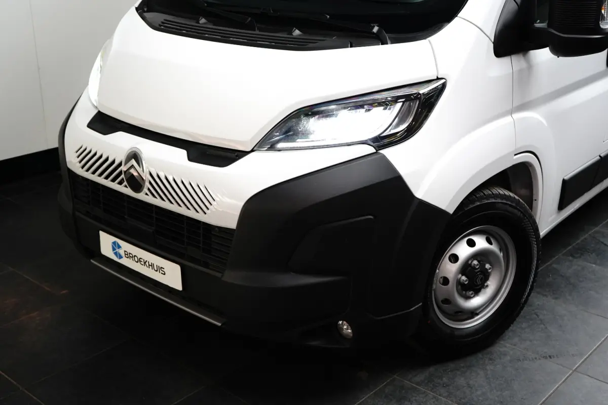 2.2 BlueHDi 140 S&S L3H2 3.5t | BPM vrij | | 2 zitplaatsen rechtsvoor | Achteruitrijcamera | Cruise control