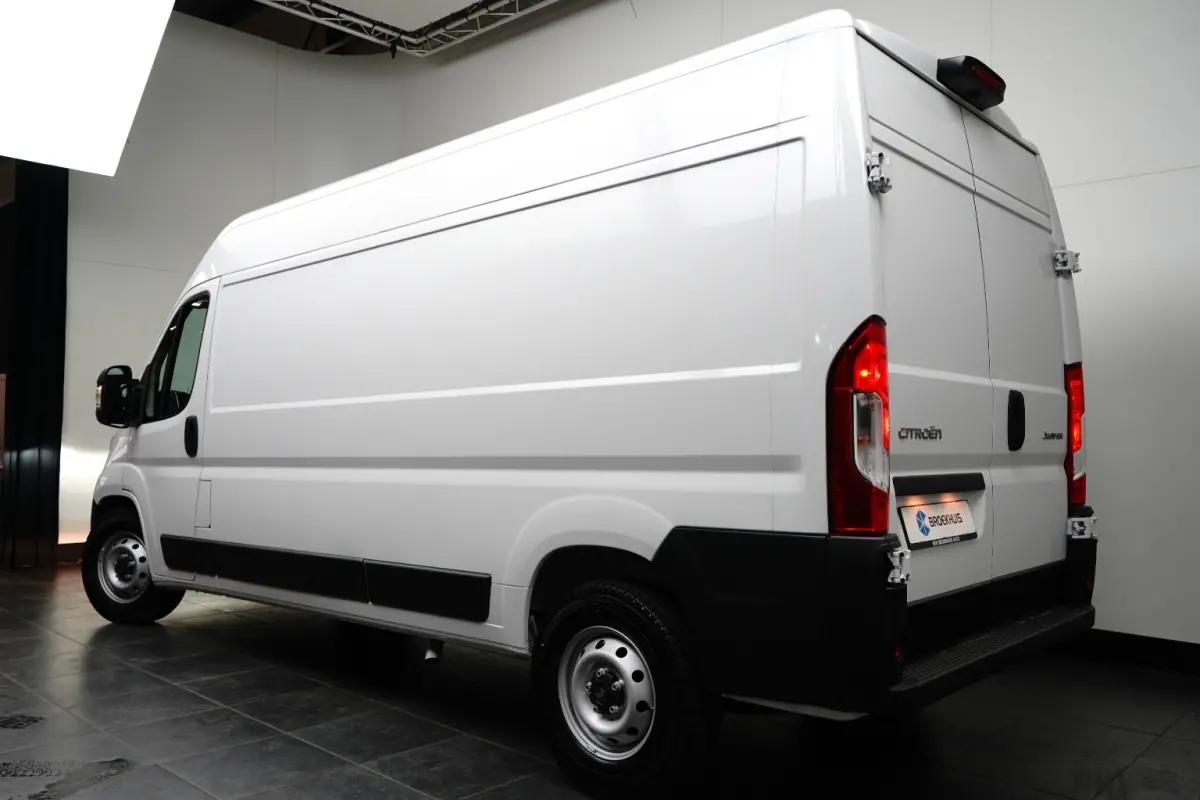 2.2 BlueHDi 140 S&S L3H2 3.5t | BPM vrij | | 2 zitplaatsen rechtsvoor | Achteruitrijcamera | Cruise control