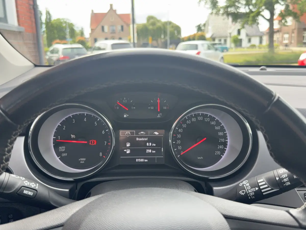 1.2 Edition | TREKHAAK | NAVI | FULL LED | CRUISE | CARPLAY |