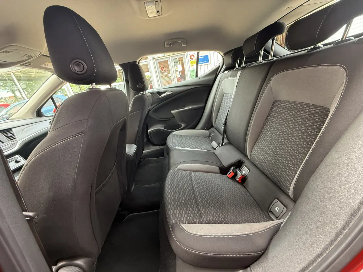 1.2 Edition | TREKHAAK | NAVI | FULL LED | CRUISE | CARPLAY |