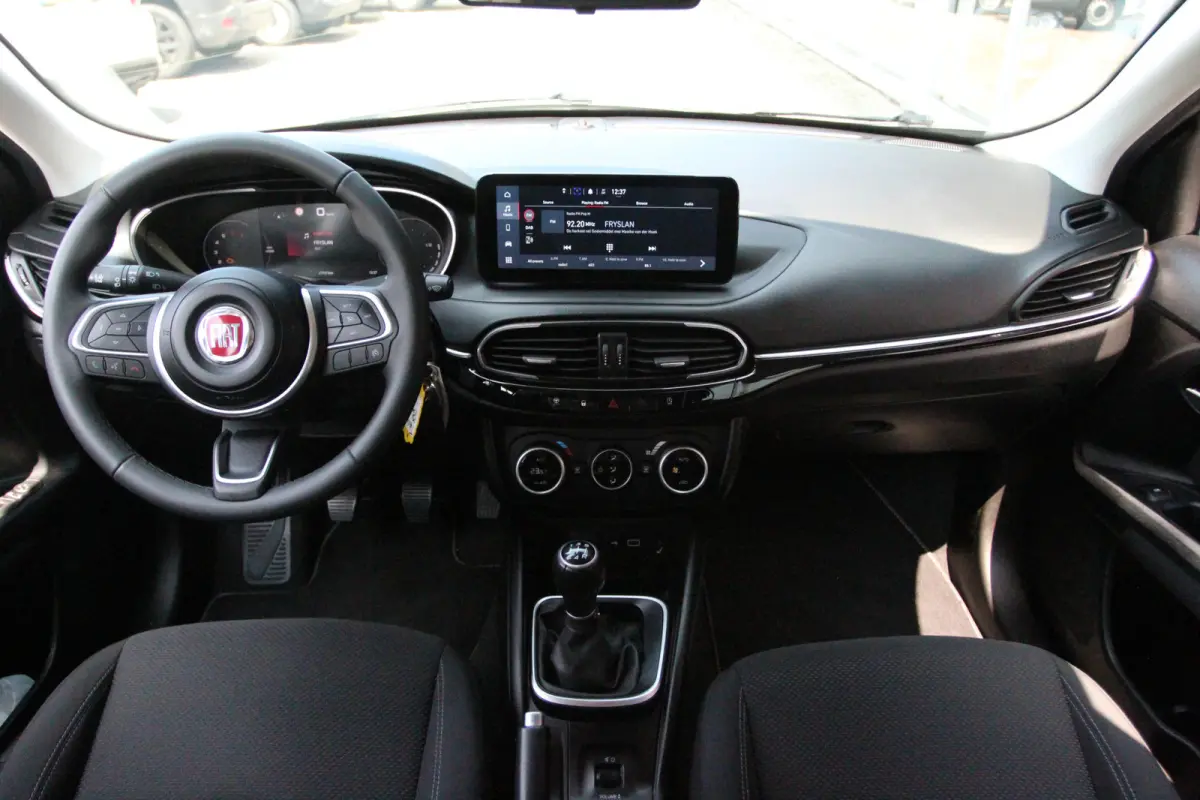 1.0 City Life SW | Cruise Control | Climate Control | Camera