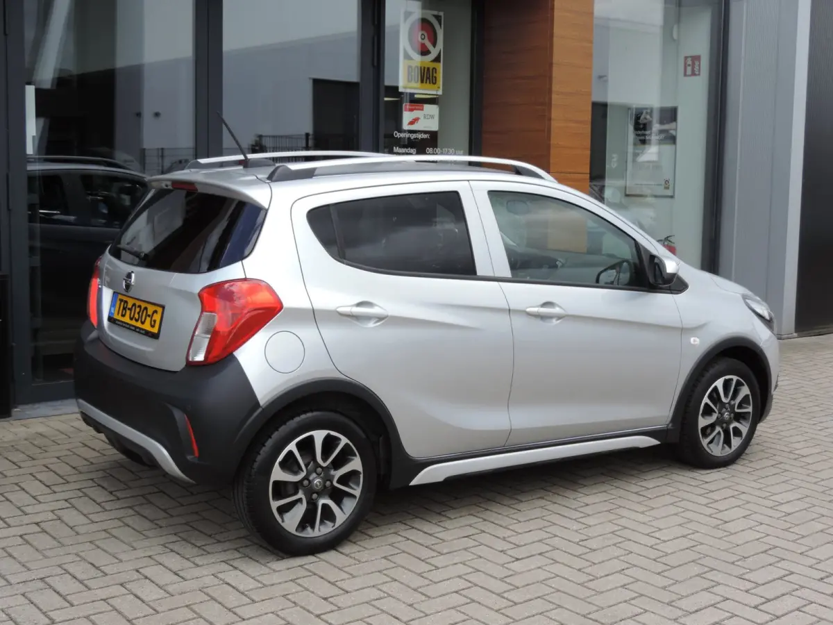 1.0 Online Edition 42.000km | CarPlay | PDC | 15'' | Priv.glas | Cruise contr | DAB | Bluetooth