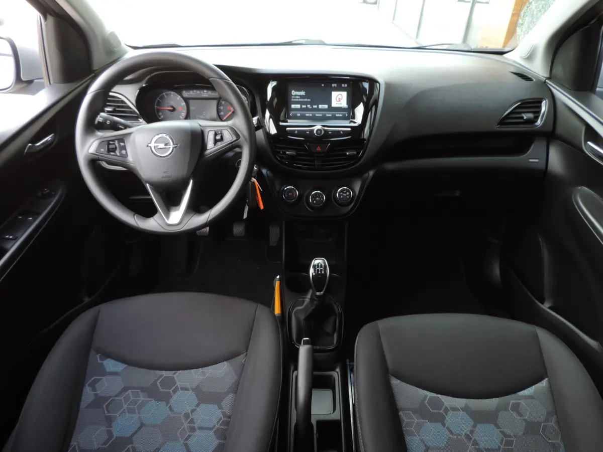 1.0 Online Edition 42.000km | CarPlay | PDC | 15'' | Priv.glas | Cruise contr | DAB | Bluetooth