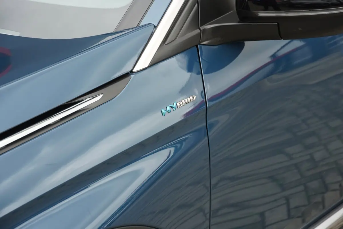 1.6 HYbrid Allure Business NAP Clima/Cruise/Cam