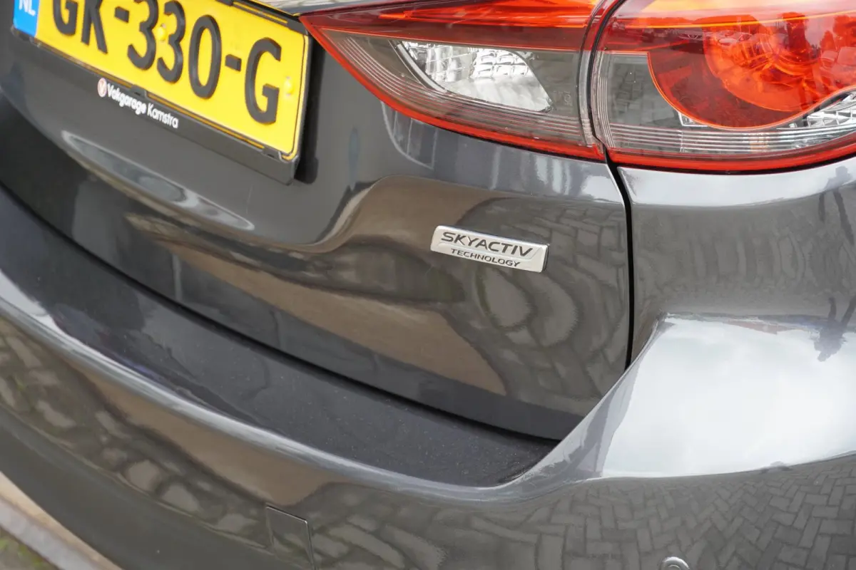 2.0 SkyActiv-G 165PK NAP Leder/BOSE/Navi