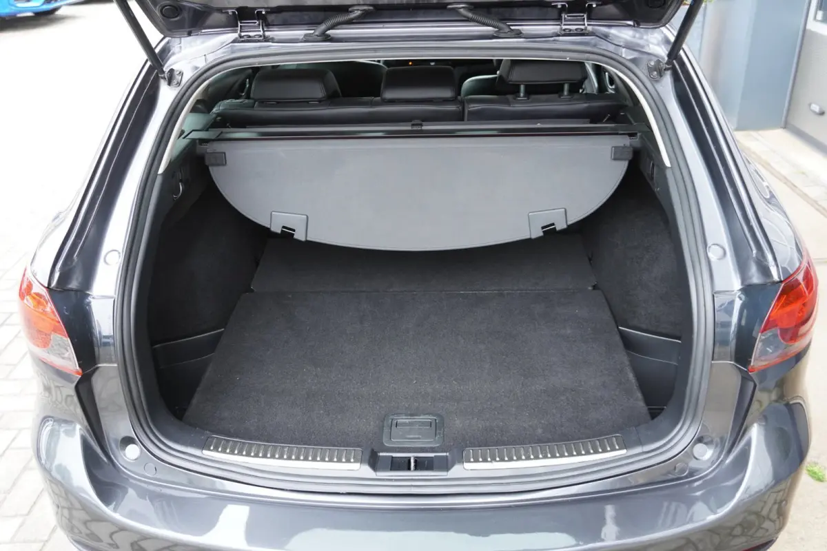 2.0 SkyActiv-G 165PK NAP Leder/BOSE/Navi