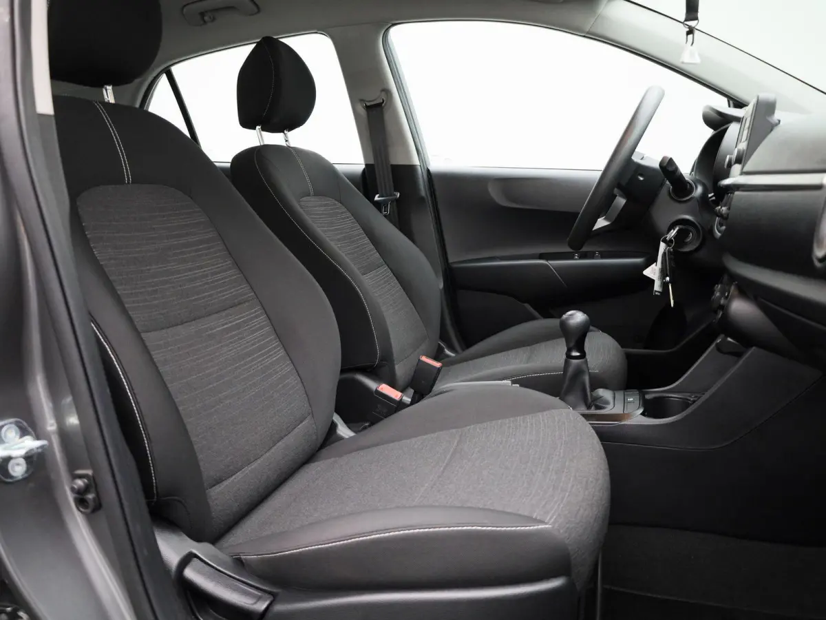 1.0 MPI 67 Pure | APPLE CARPLAY | AIRCO | BLUETOOTH | CENTRALE DEUR VERGRENDELING | 5-DEURS | RADIO | MULTIFUNCTIONEEL STUURWIEL |