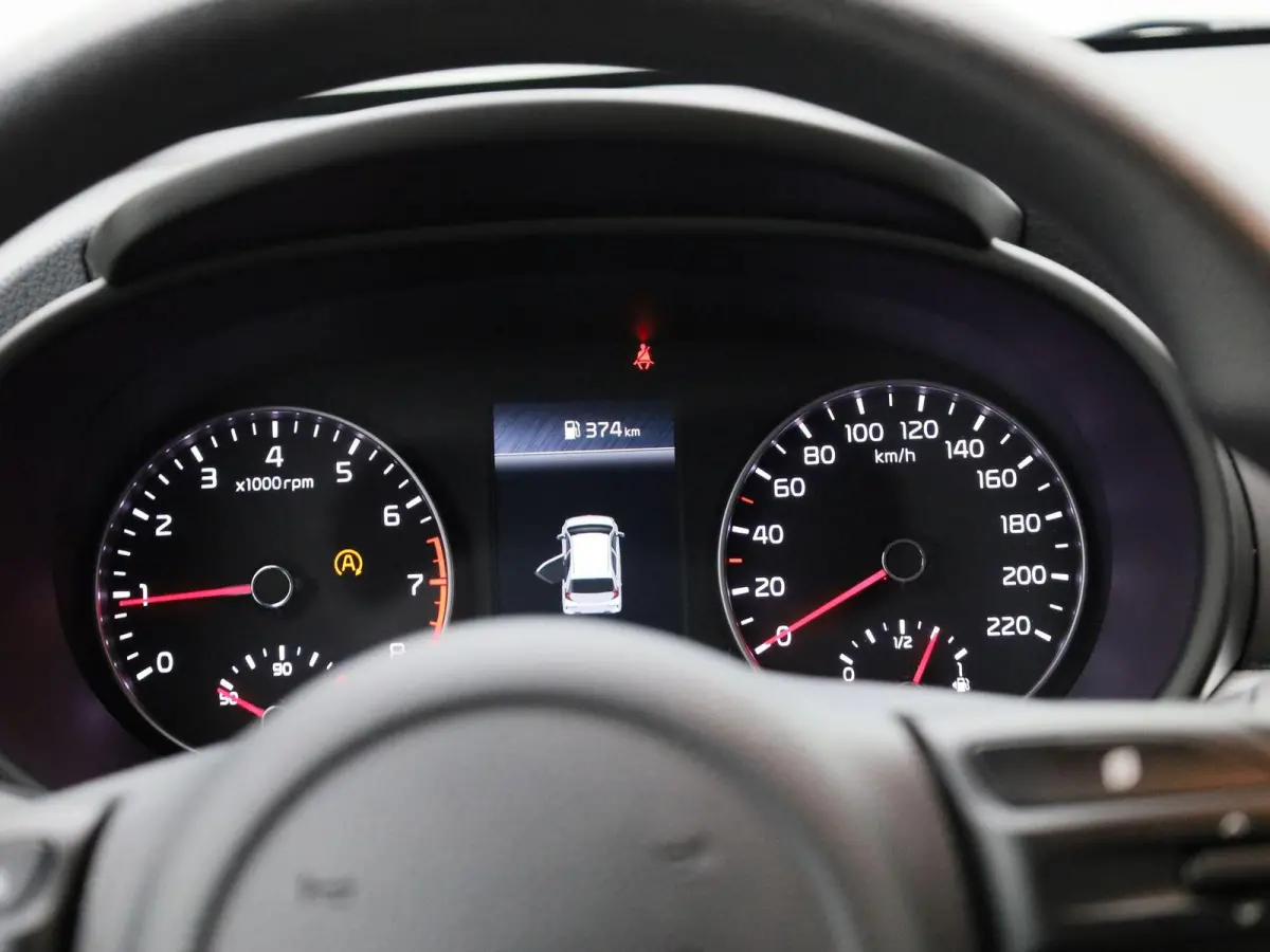 1.0 MPI 67 Pure | APPLE CARPLAY | AIRCO | BLUETOOTH | CENTRALE DEUR VERGRENDELING | 5-DEURS | RADIO | MULTIFUNCTIONEEL STUURWIEL |