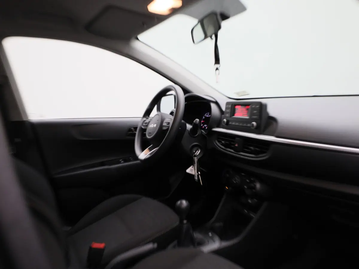 1.0 MPI 67 Pure | APPLE CARPLAY | AIRCO | BLUETOOTH | CENTRALE DEUR VERGRENDELING | 5-DEURS | RADIO | MULTIFUNCTIONEEL STUURWIEL |