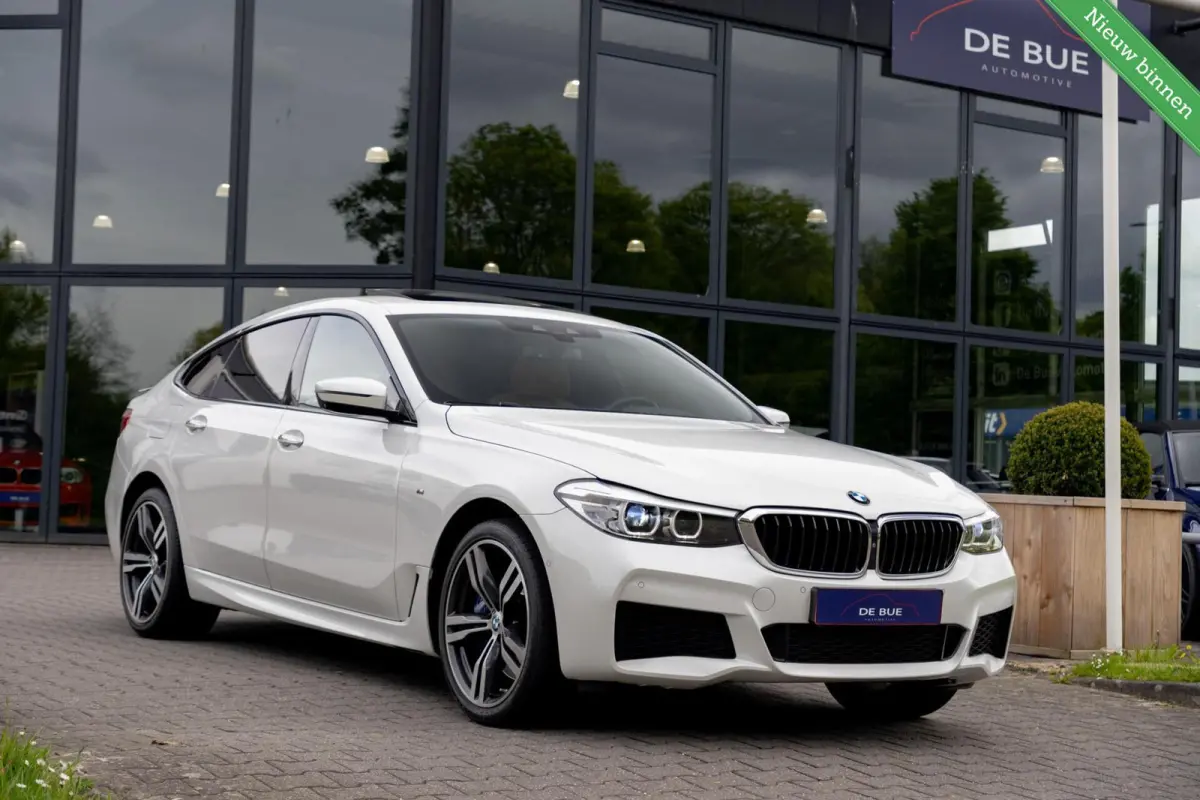Gran Turismo 640i xDrive M-Sport|Panoramadak|Trekhaak|CarPlay|Harmen&Kardon|HUD|Memory|Ambiente|High Executive|Full Option|Dealer Onderhouden
