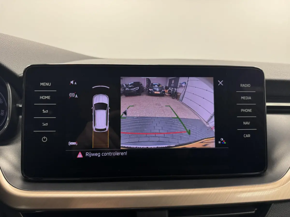 1.0 TSi Edition Automaat-Navigatie-Adapt.Cr.contr-Clima-Camera-Carplay-Parkeersensoren-Trekhaak-Lm17''velgen-Virtual