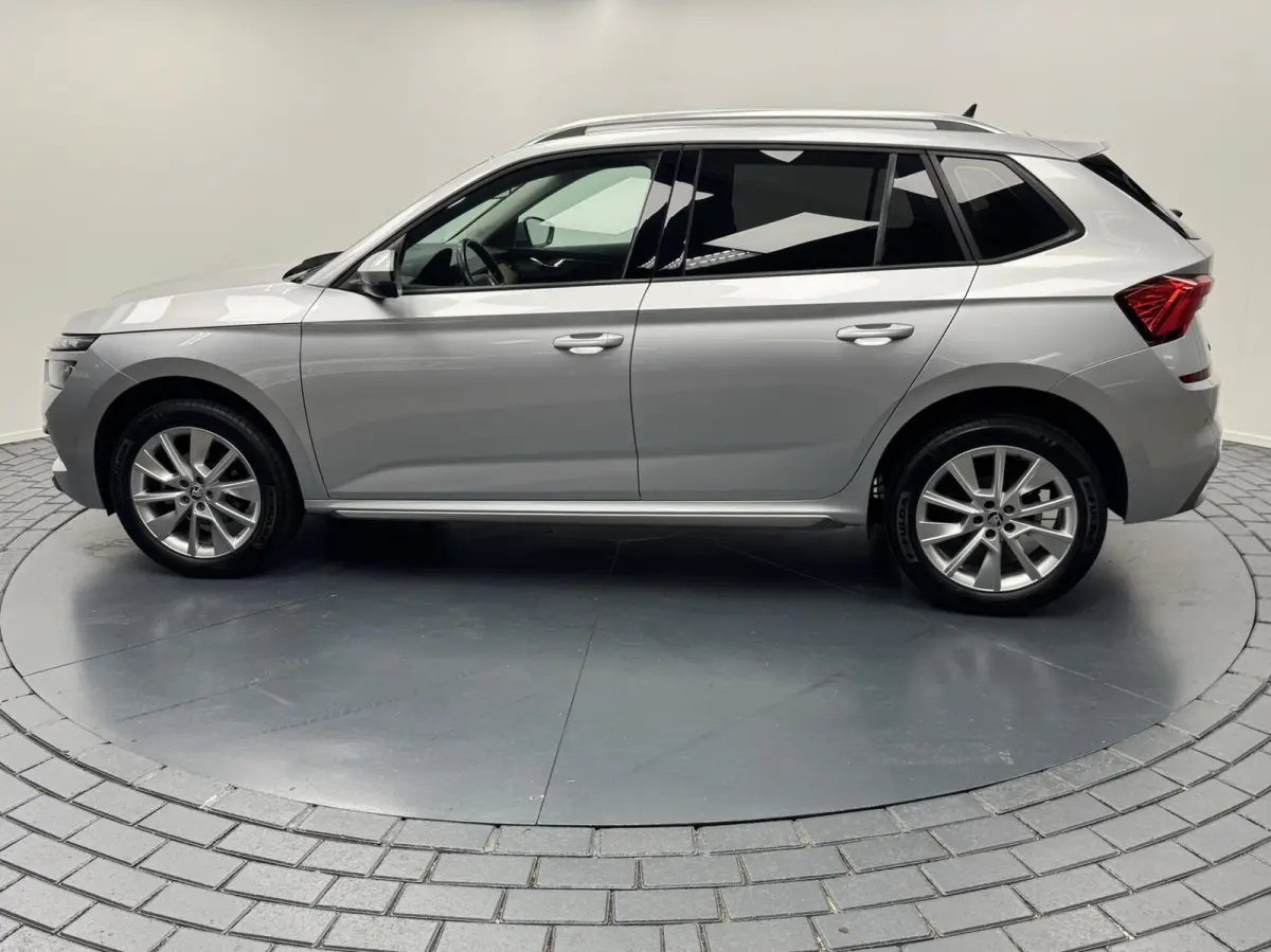 1.0 TSi Edition Automaat-Navigatie-Adapt.Cr.contr-Clima-Camera-Carplay-Parkeersensoren-Trekhaak-Lm17''velgen-Virtual