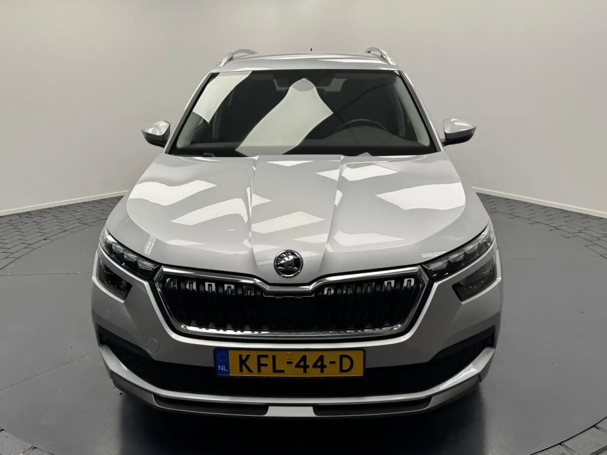1.0 TSi Edition Automaat-Navigatie-Adapt.Cr.contr-Clima-Camera-Carplay-Parkeersensoren-Trekhaak-Lm17''velgen-Virtual
