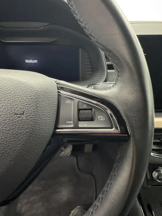 1.0 TSi Edition Automaat-Navigatie-Adapt.Cr.contr-Clima-Camera-Carplay-Parkeersensoren-Trekhaak-Lm17''velgen-Virtual