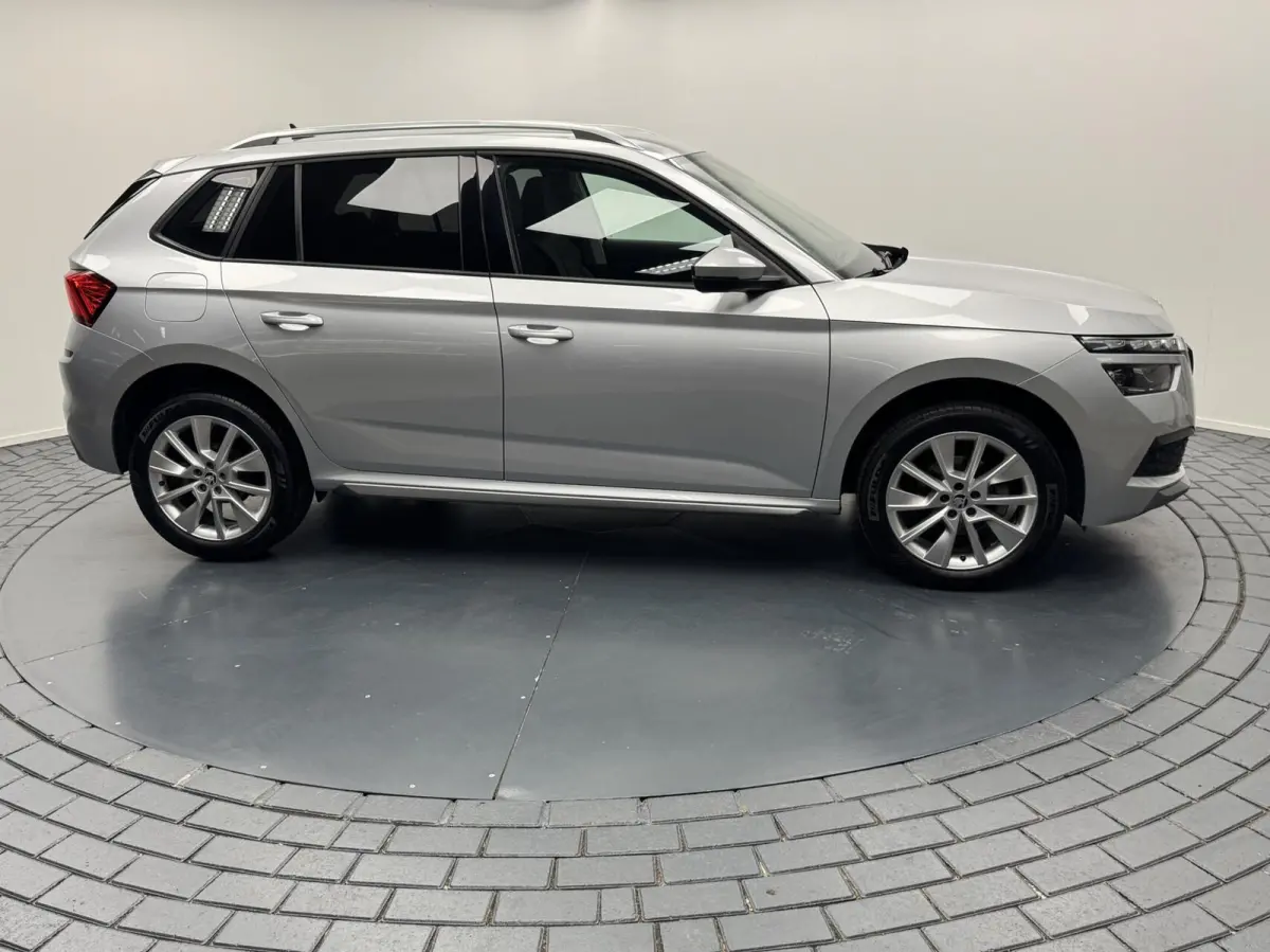 1.0 TSi Edition Automaat-Navigatie-Adapt.Cr.contr-Clima-Camera-Carplay-Parkeersensoren-Trekhaak-Lm17''velgen-Virtual