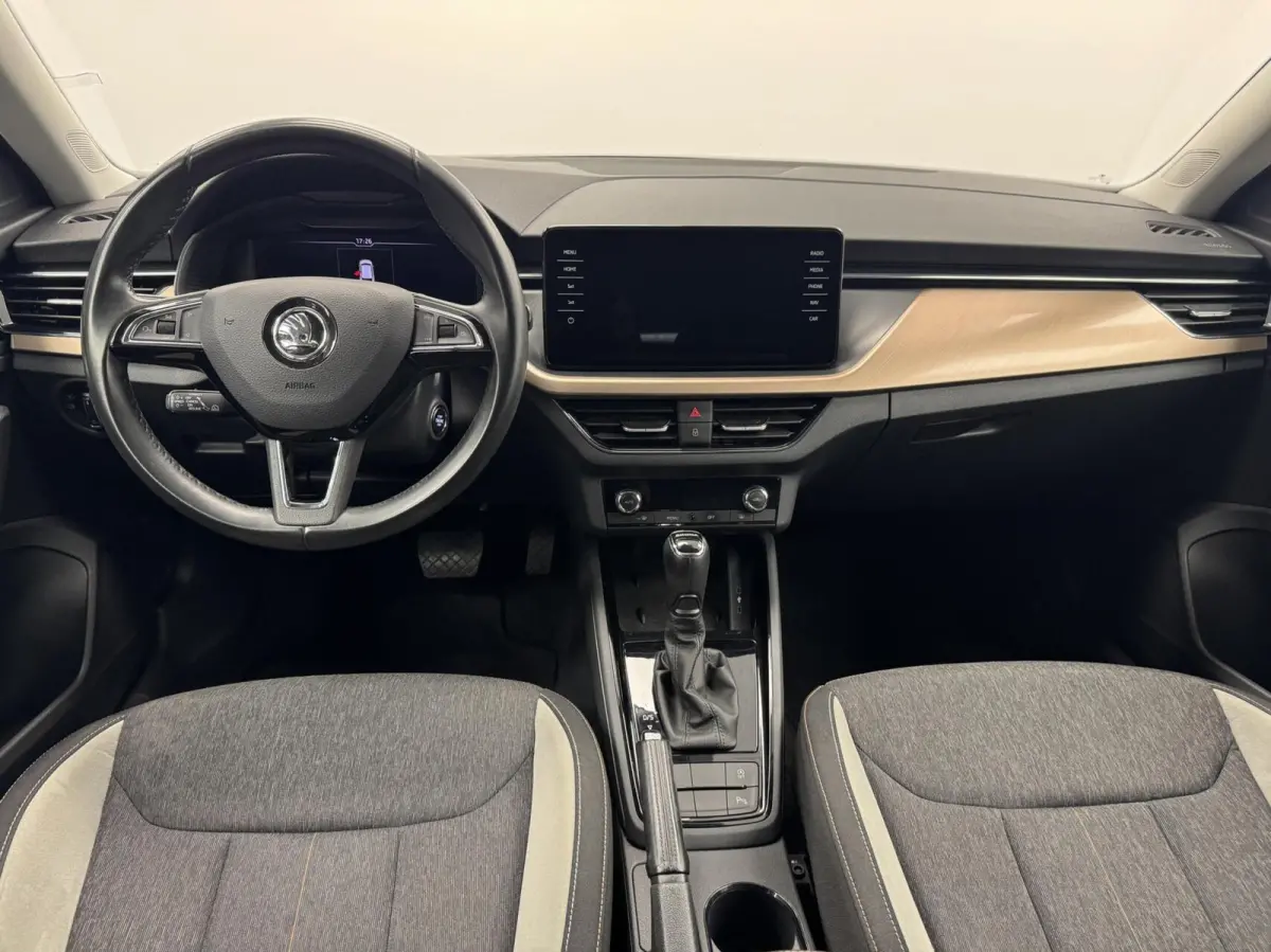 1.0 TSi Edition Automaat-Navigatie-Adapt.Cr.contr-Clima-Camera-Carplay-Parkeersensoren-Trekhaak-Lm17''velgen-Virtual