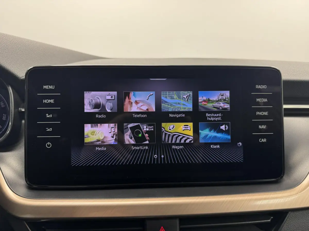 1.0 TSi Edition Automaat-Navigatie-Adapt.Cr.contr-Clima-Camera-Carplay-Parkeersensoren-Trekhaak-Lm17''velgen-Virtual