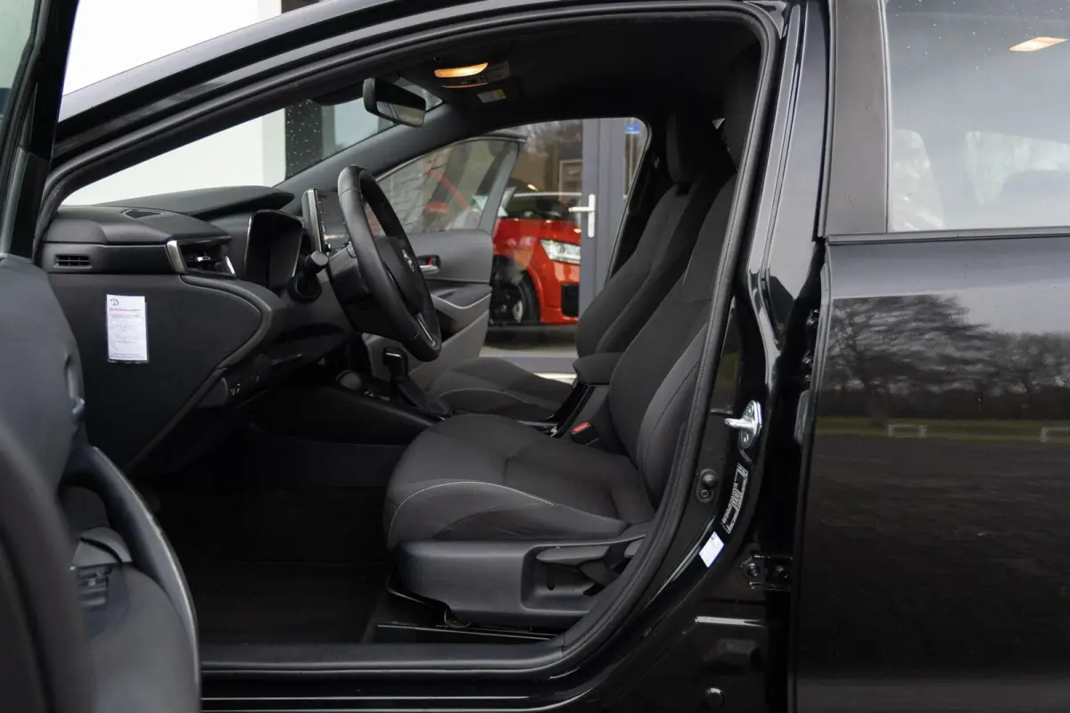1.8 Hybrid First Edition|Org NL NAP|1ste Eig|Trekhaak|Automaat|LED|Adaptive Cruise|Camera|Dealer Onderhouden
