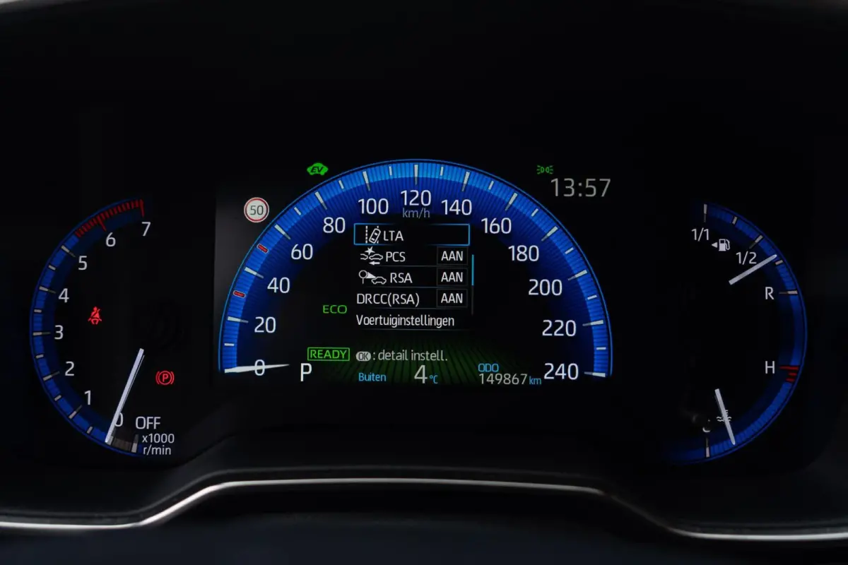 1.8 Hybrid First Edition|Org NL NAP|1ste Eig|Trekhaak|Automaat|LED|Adaptive Cruise|Camera|Dealer Onderhouden