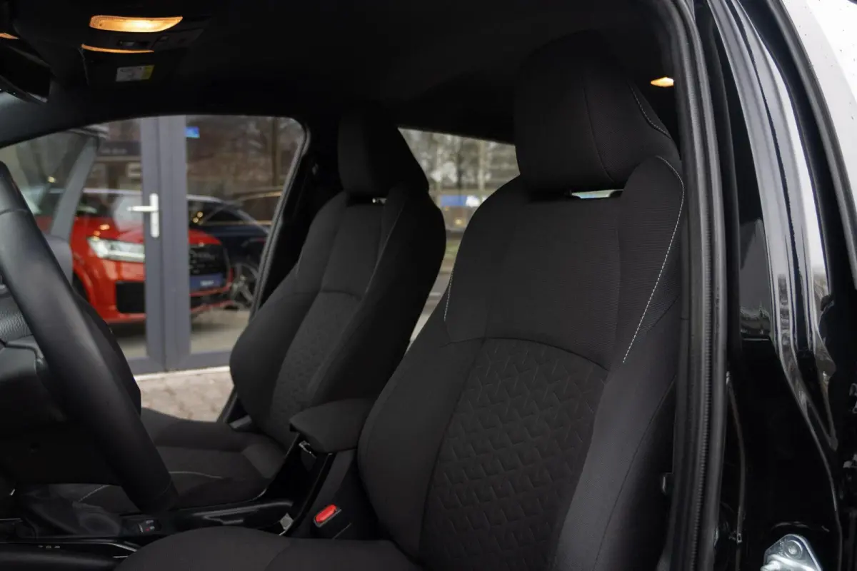 1.8 Hybrid First Edition|Org NL NAP|1ste Eig|Trekhaak|Automaat|LED|Adaptive Cruise|Camera|Dealer Onderhouden