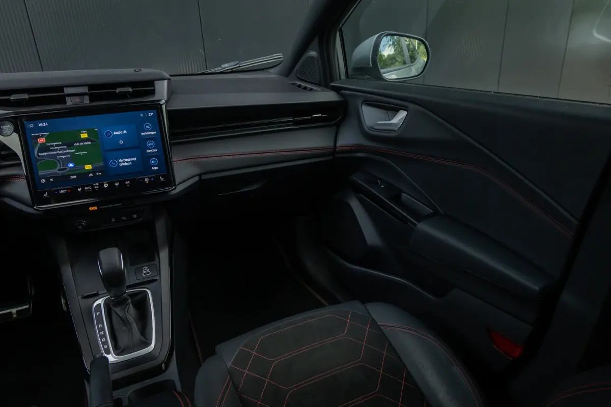 1.0 EcoBoost ST-Line X | Panoramadak | Adaptieve cruise | Matrix LED | B&O Audio | 360 camera | 19 INCH | Winter-pack