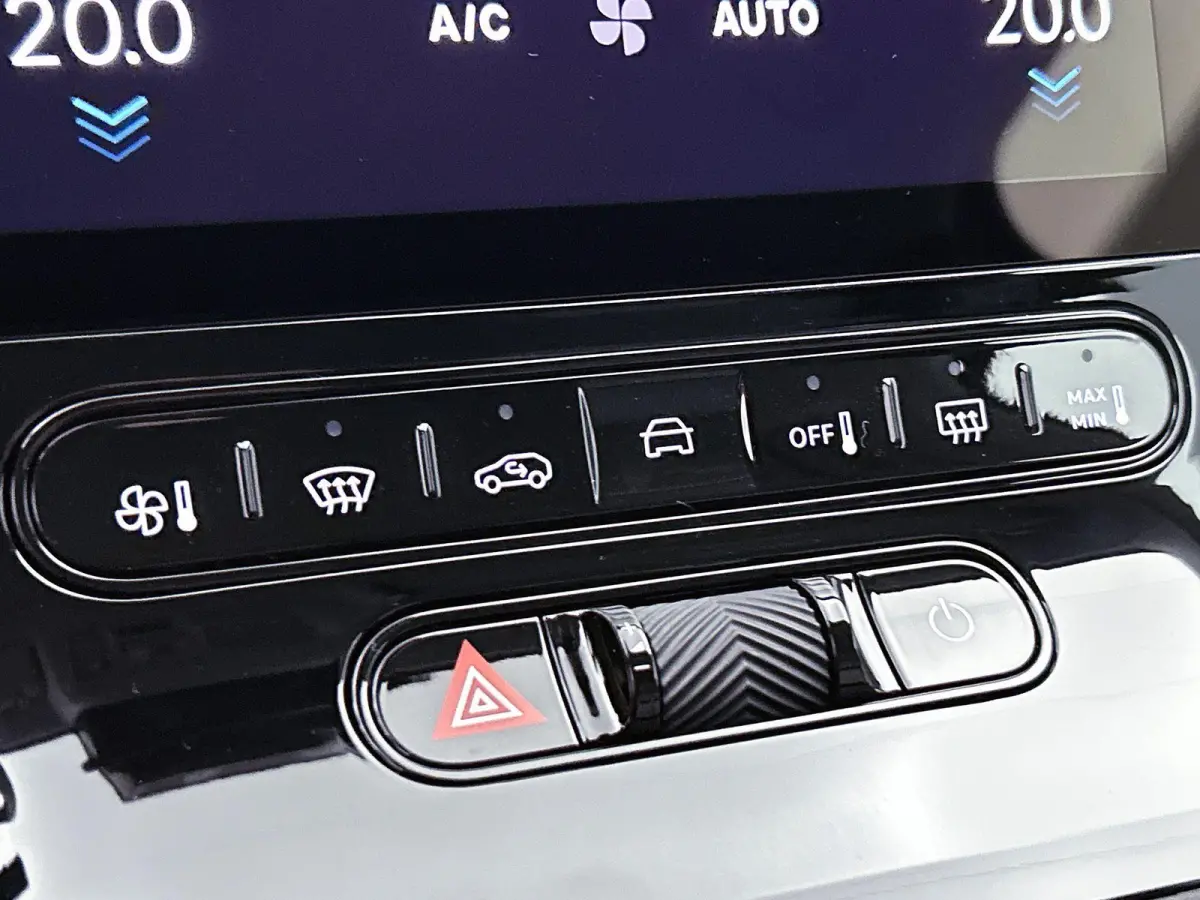 1.2 Hybrid 145pk Max Automaat | VOORRAAD VOORDEEL | Elektrische Bedienb. Bestuurdersstoel | Adaptieve Cruise Control | 360 Camera | Head-Up Display | Stoelverwarming/Verkoeling |
