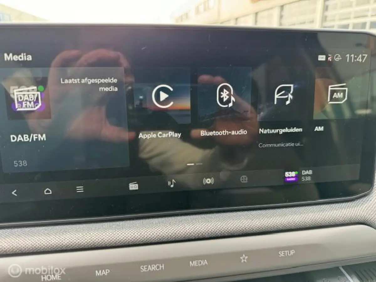 Plus Nieuwprijs € 39.950,- nu € 4.000,- Demo korting , € 29.700 ex btw , Volledig electrisch rijden , mooie luxe uitvoering 7 jaar fabrieks garantie