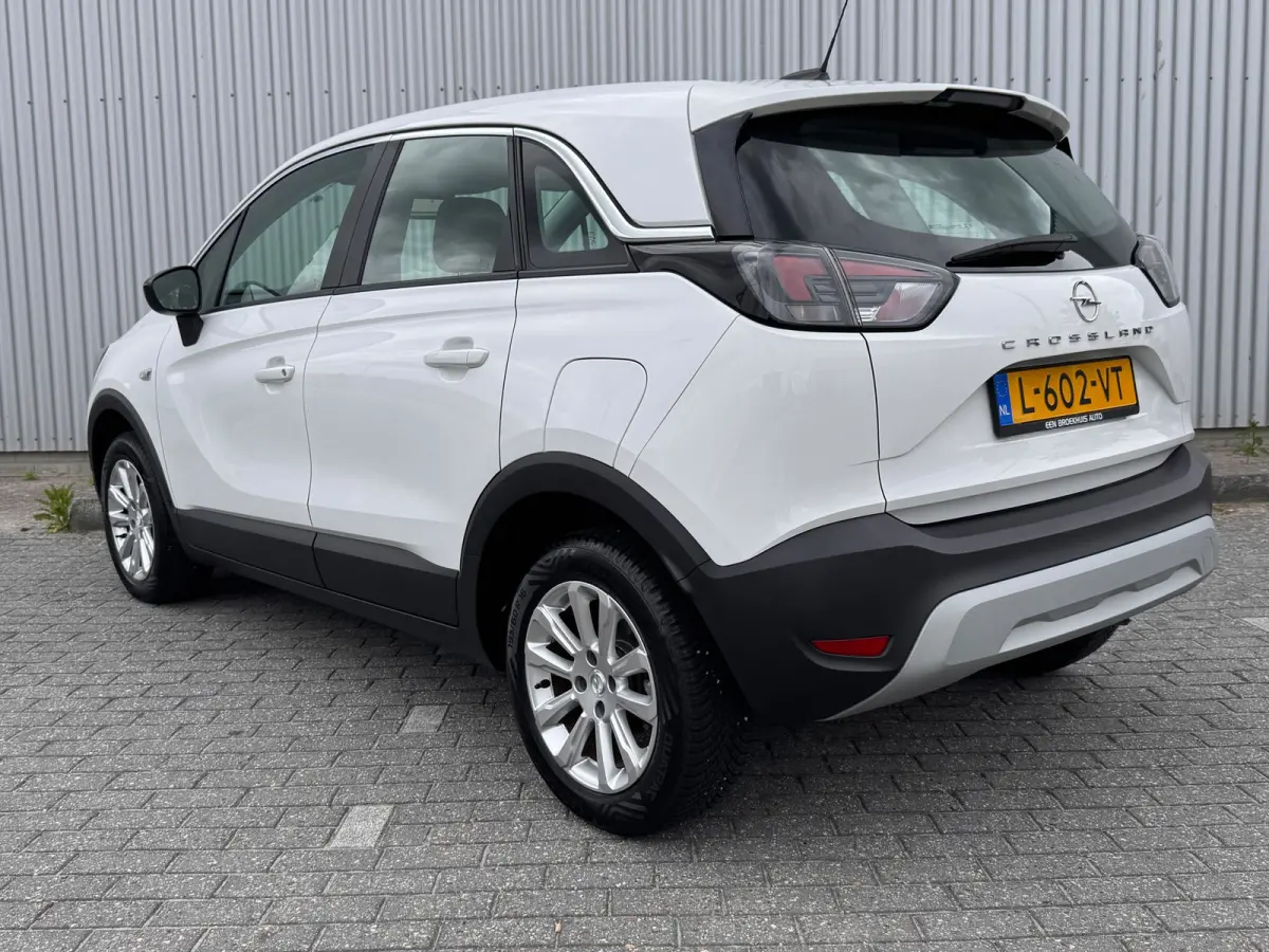 1.2 Turbo Elegance 110PK | Lage km stand! | Parkeersensoren | Navigatie | Cruise Control | Apple Carplay / Android Auto | AGR-Bestuurdersstoel | | Buitenspiegels elektrisch verstel- en verwa