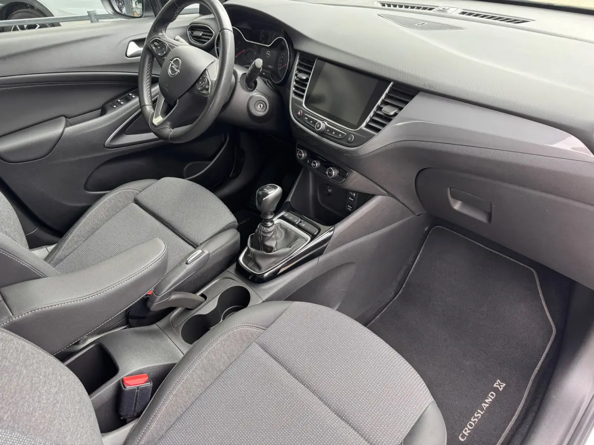 1.2 Turbo Elegance 110PK | Lage km stand! | Parkeersensoren | Navigatie | Cruise Control | Apple Carplay / Android Auto | AGR-Bestuurdersstoel | | Buitenspiegels elektrisch verstel- en verwa