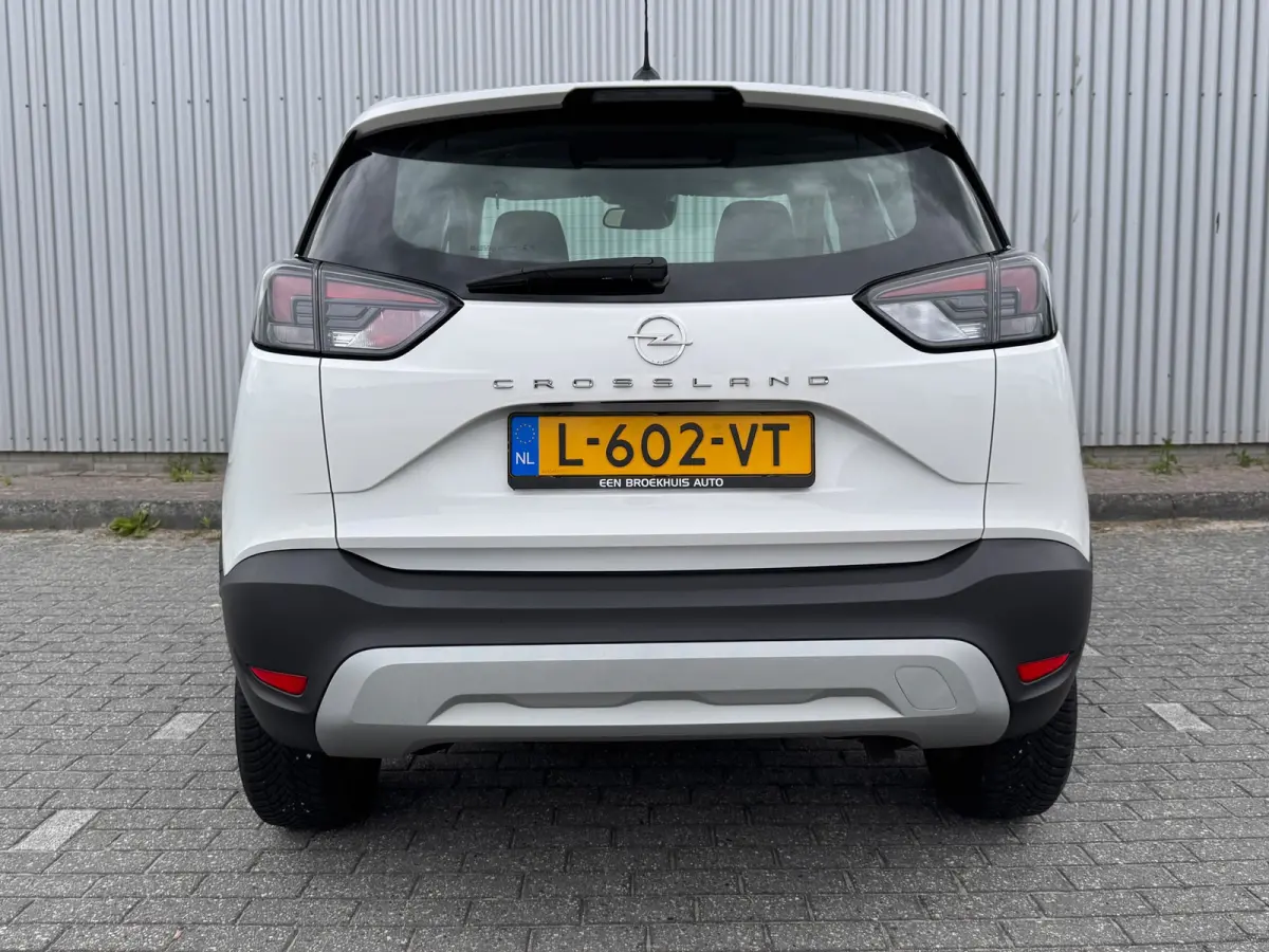 1.2 Turbo Elegance 110PK | Lage km stand! | Parkeersensoren | Navigatie | Cruise Control | Apple Carplay / Android Auto | AGR-Bestuurdersstoel | | Buitenspiegels elektrisch verstel- en verwa