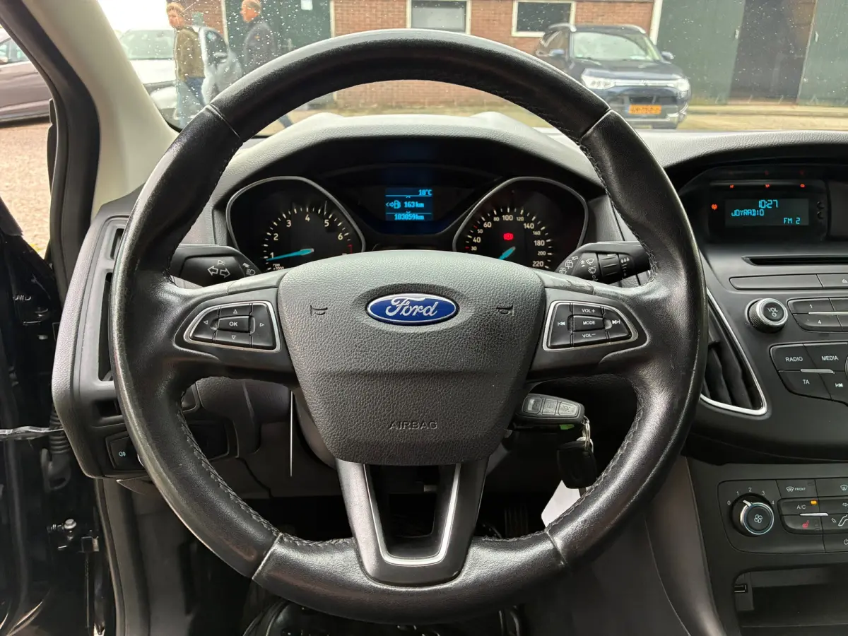 1.0 Trend | 103.000 km + Airco + Stoel verw. Nu € 6.975,-!!!