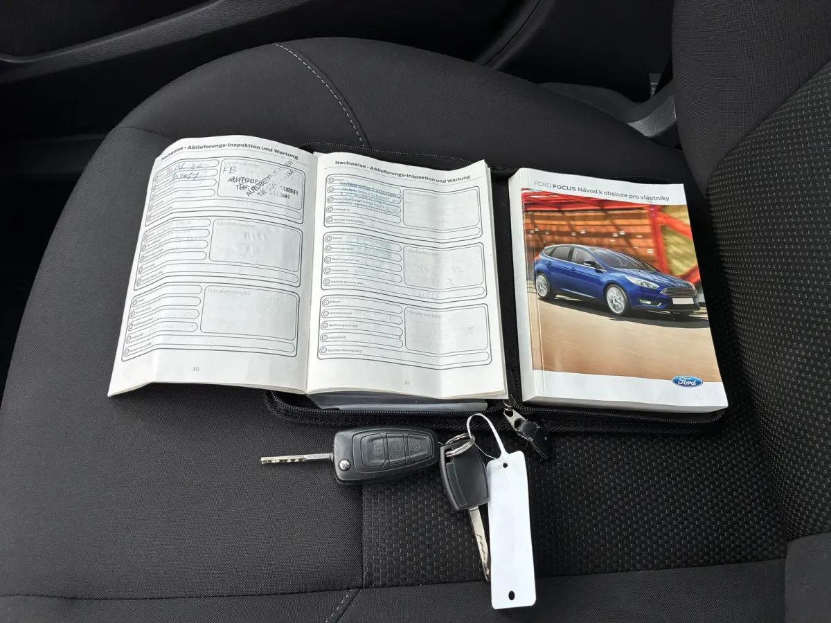 1.0 Trend | 103.000 km + Airco + Stoel verw. Nu € 6.975,-!!!