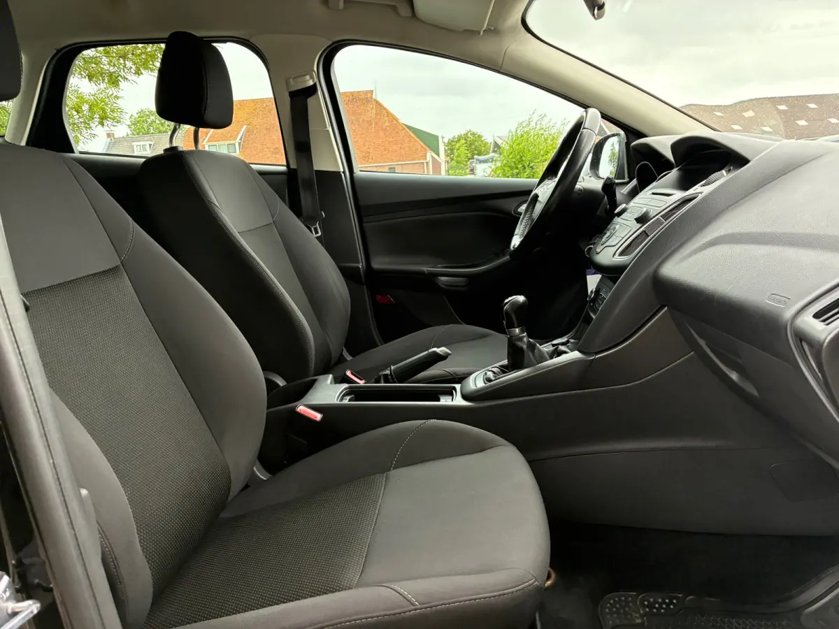 1.0 Trend | 103.000 km + Airco + Stoel verw. Nu € 6.975,-!!!