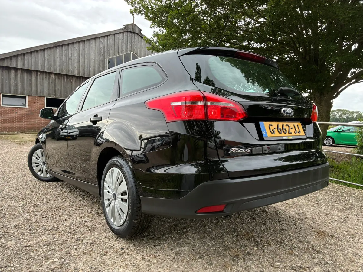 1.0 Trend | 103.000 km + Airco + Stoel verw. Nu € 6.975,-!!!