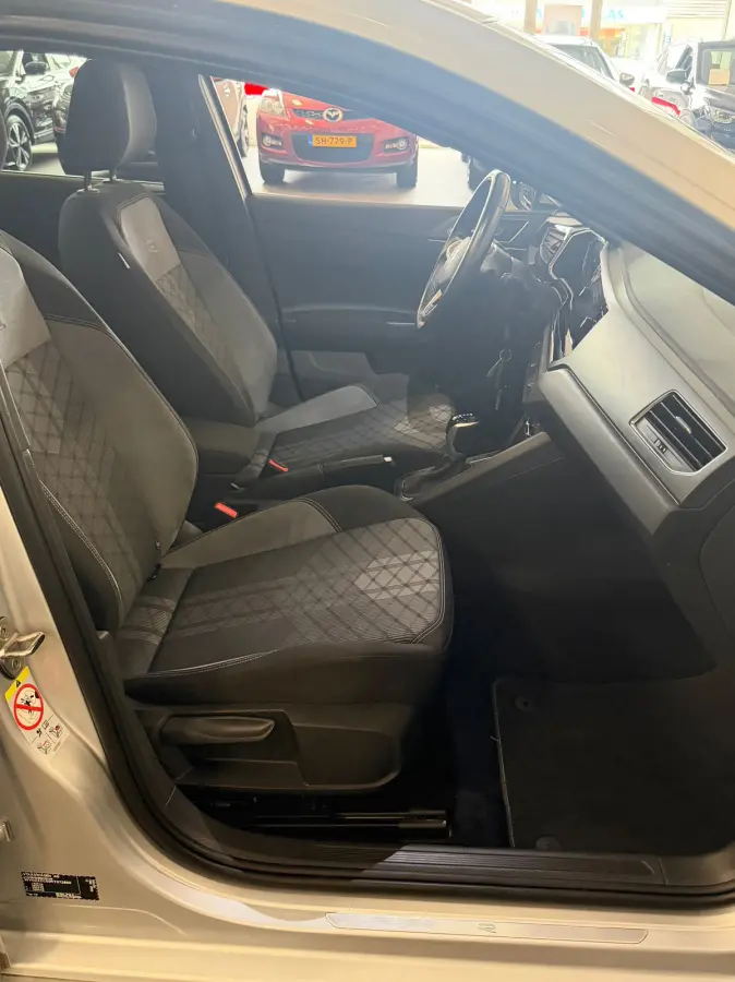 1.0 TSI R-LINE|NAVIGATIE|ECC AIRCO|PANORAMA|CRUISE