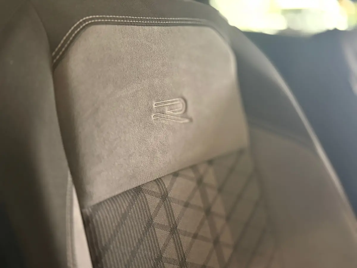 1.0 TSI R-LINE|NAVIGATIE|ECC AIRCO|PANORAMA|CRUISE
