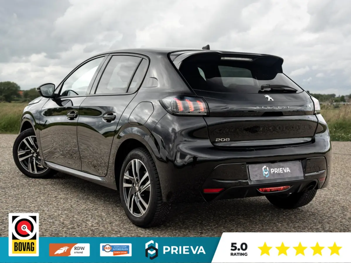 1.2 PureTech Allure Automaat 100PK | Dealer Onderhouden | Apple/Android auto | Navigatie | Cruise Control