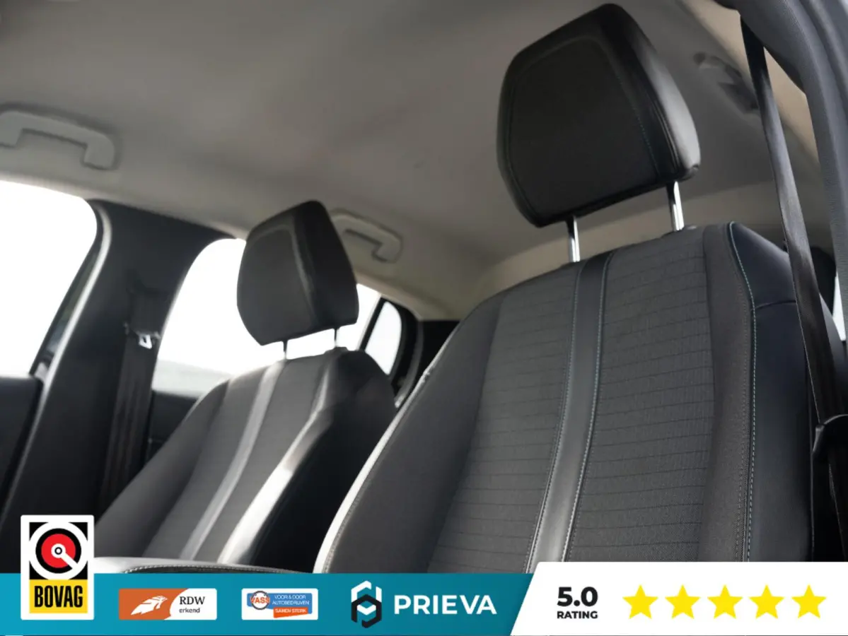 1.2 PureTech Allure Automaat 100PK | Dealer Onderhouden | Apple/Android auto | Navigatie | Cruise Control