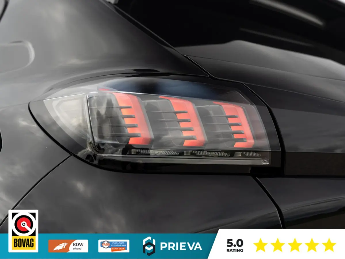 1.2 PureTech Allure Automaat 100PK | Dealer Onderhouden | Apple/Android auto | Navigatie | Cruise Control