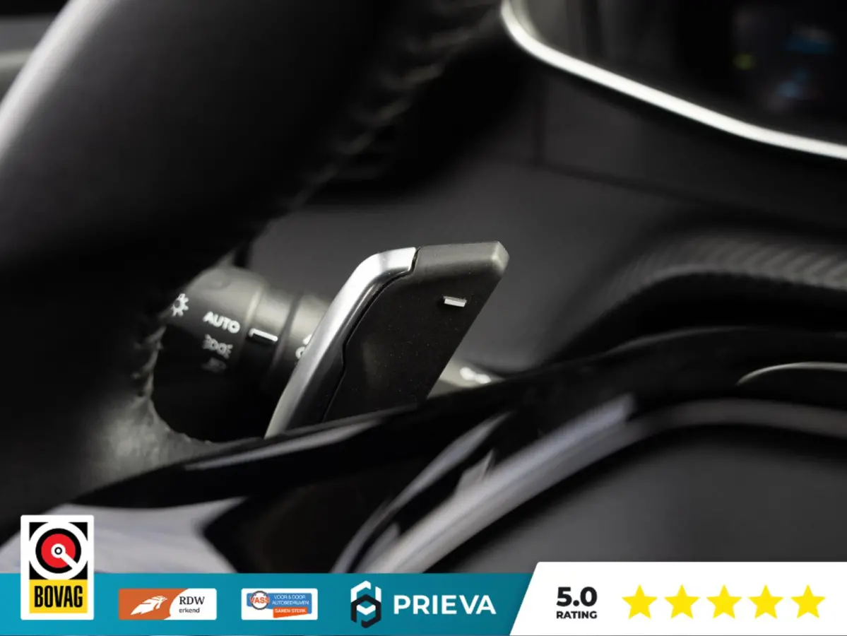 1.2 PureTech Allure Automaat 100PK | Dealer Onderhouden | Apple/Android auto | Navigatie | Cruise Control