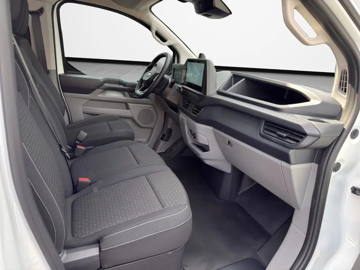 Transit E-Custom Trend 136pk L1 RWD | Nieuw | Ford Protect 2 + 3 garantie | 2.300 kg Trekgewicht | Elektrisch |