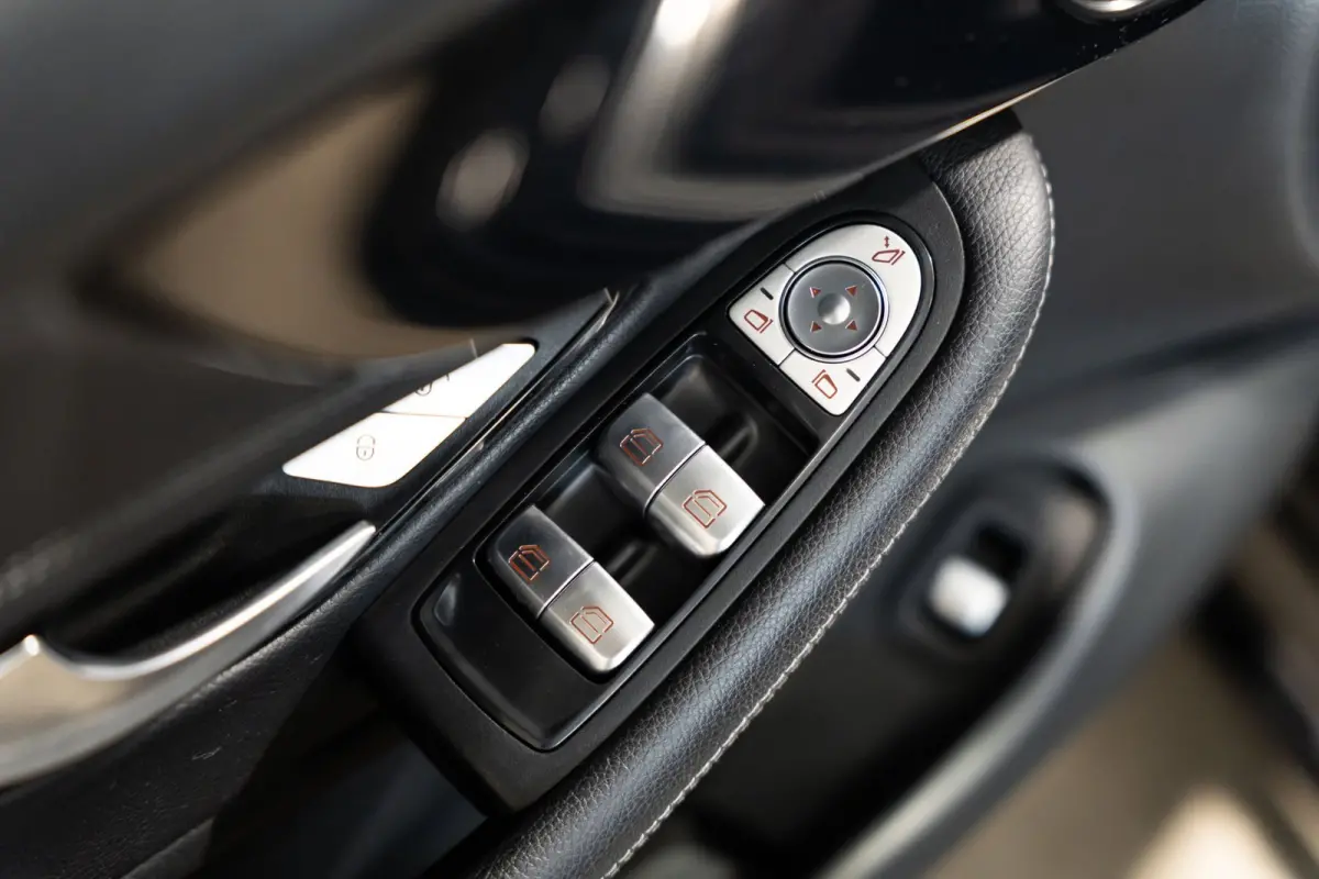 180 AMG Pakket LED BUR