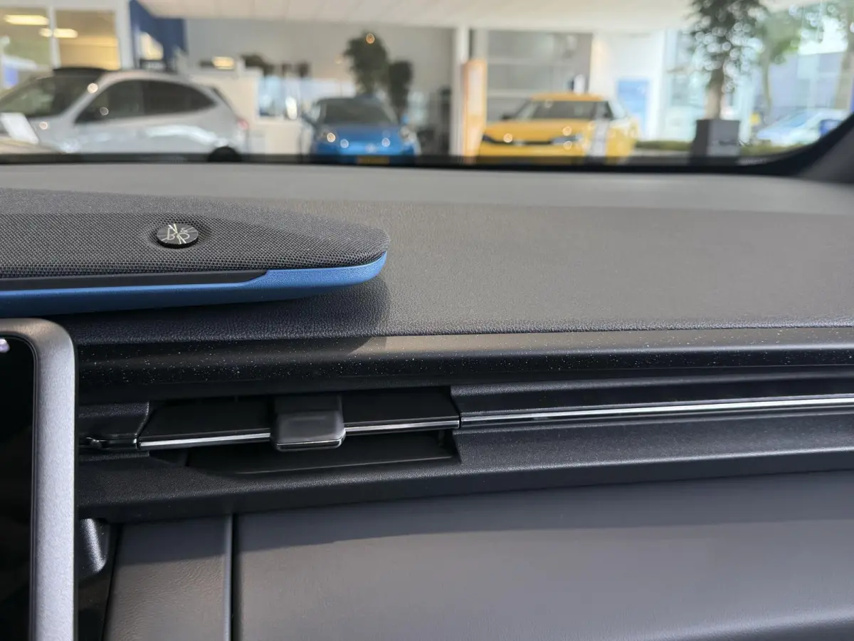 Collection Extended Range RWD 79 kWh | Unieke uitvoering! | Sportieve BODYKIT | €1500 Ford Voordeel | Adaptieve Cruise Control | Head-up display | Stoel/stuurverwarming | B&O Audio | Elek.