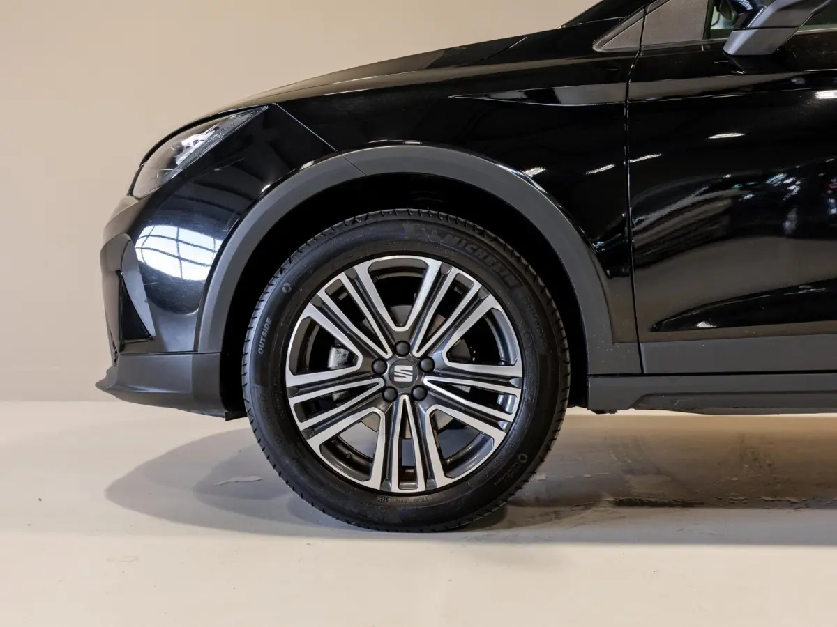 1.0 EcoTSI Style Business Connect / 116pk / Stoelverwarming / Automatische klimaatregeling /