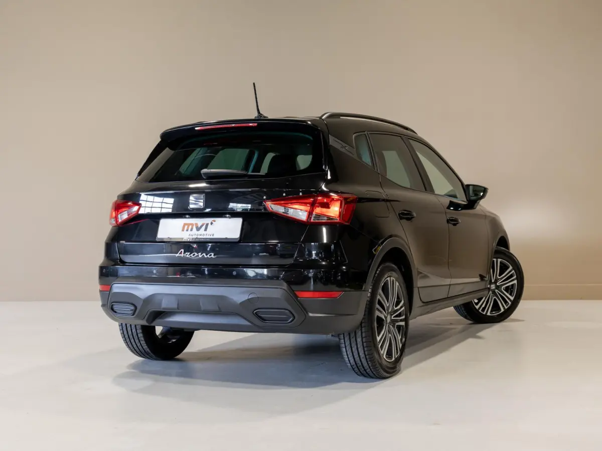1.0 EcoTSI Style Business Connect / 116pk / Stoelverwarming / Automatische klimaatregeling /
